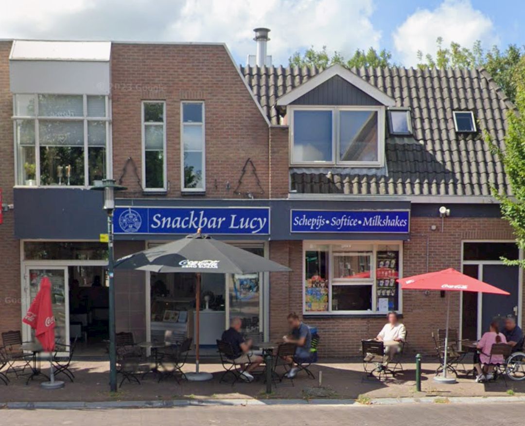 Over Snackbar Lucy